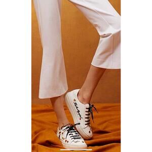 Karl Lagerfeld Paris Cate Pins‎ Bright White Tumbled Leather Sneakers Size 5